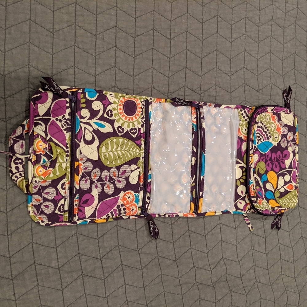 Vera Bradley Hanging Travel Organizer - Pl…